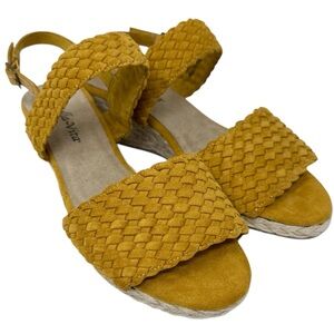 NEW Bella Vita Women's Mariella Espadrille Wedge Sandal Mustard Yellow 9 WIDE